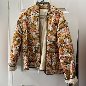 Floral-print quilted jacket